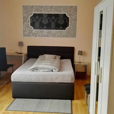 Lahnblick Hotel 2*